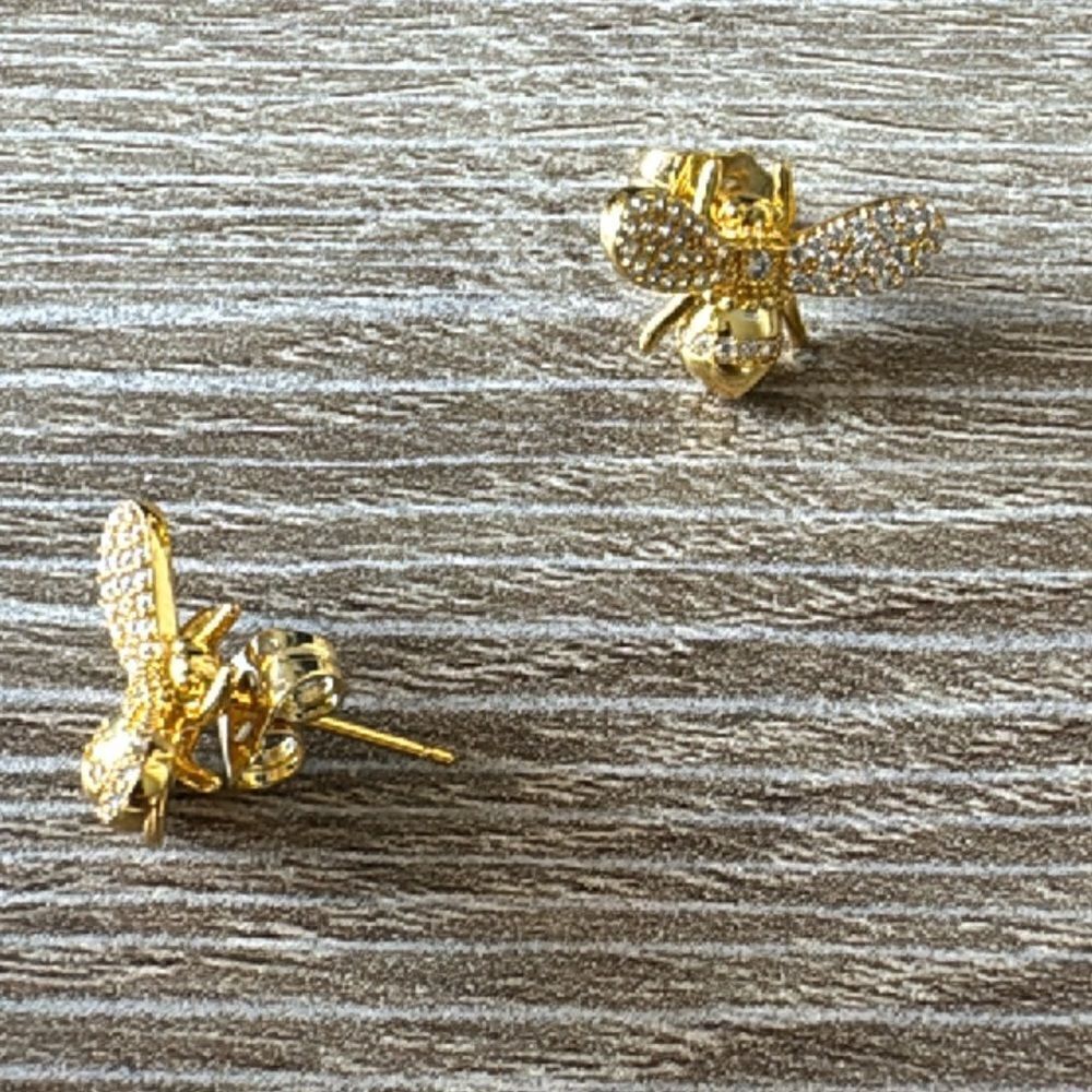 Bee stud earrings A898 - Picture 3 of 4